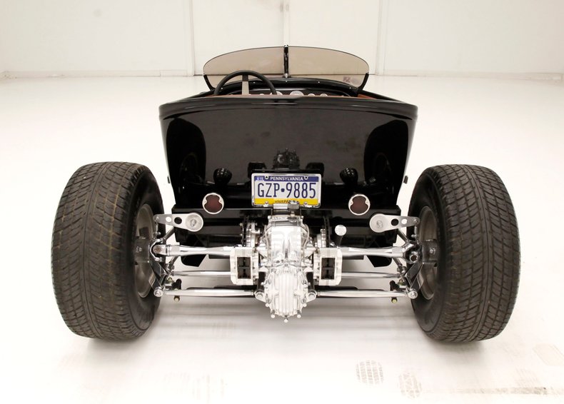 1934 Ford Roadster 4