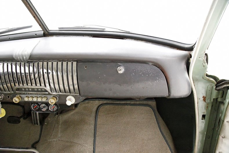 1951 Chevrolet Styleline Special 36