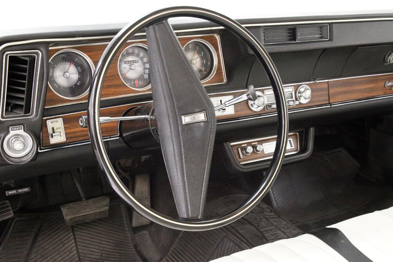 1972 Oldsmobile Cutlass 25