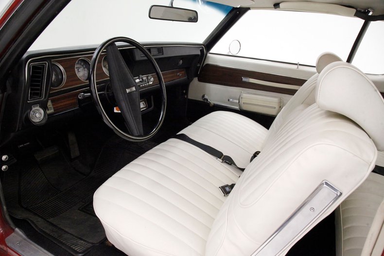 1972 Oldsmobile Cutlass 24