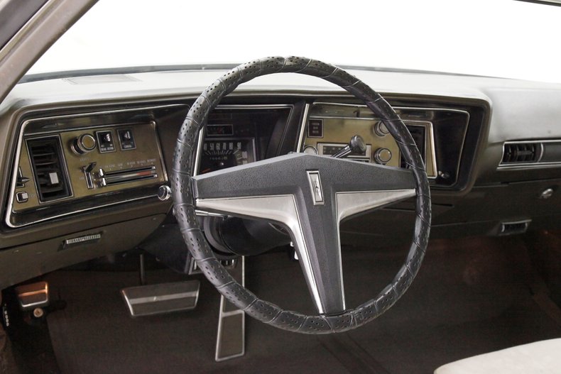 1972 Oldsmobile Toronado 35