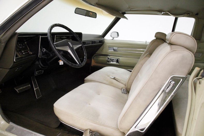 1972 Oldsmobile Toronado 34