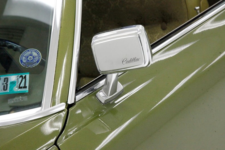 1970 Cadillac Coupe DeVille 15