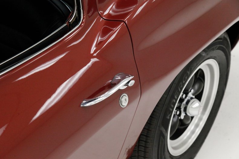 1966 Chevrolet Corvette 16