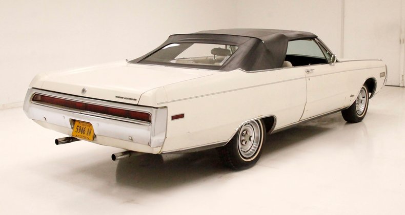 1970 Chrysler 300 8