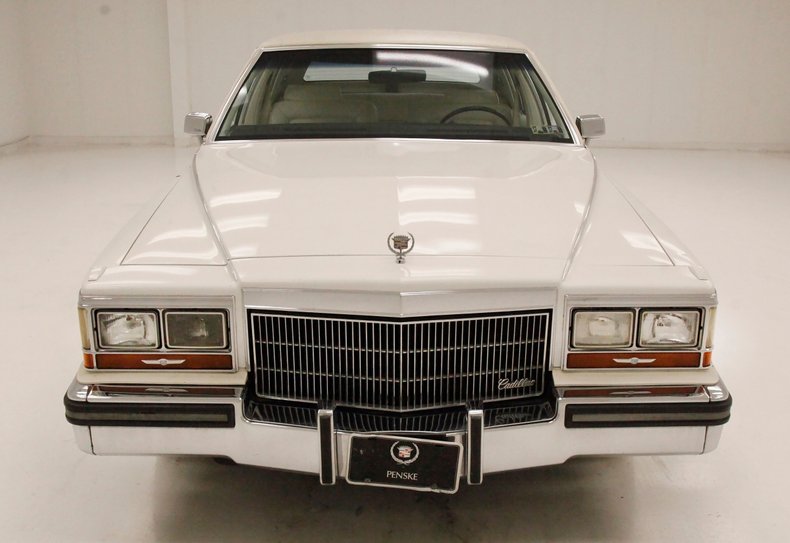 1989 Cadillac Fleetwood 7