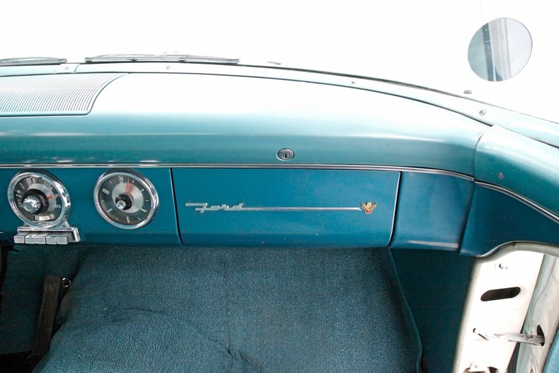 1955 Ford Fairlane 36