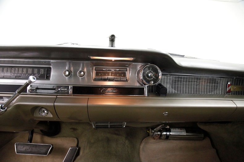 1962 Cadillac Fleetwood 35