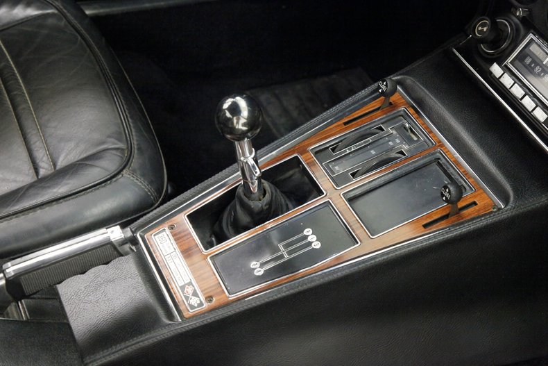 1974 Chevrolet Corvette 35