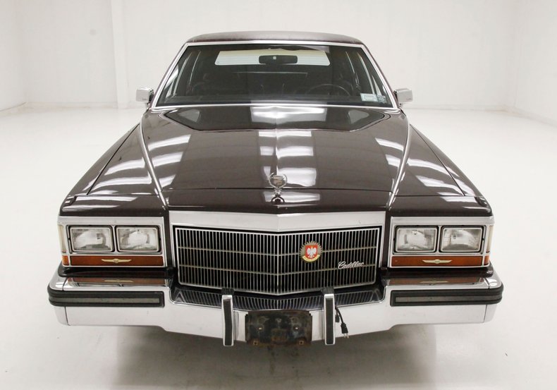 1986 Cadillac Fleetwood 7