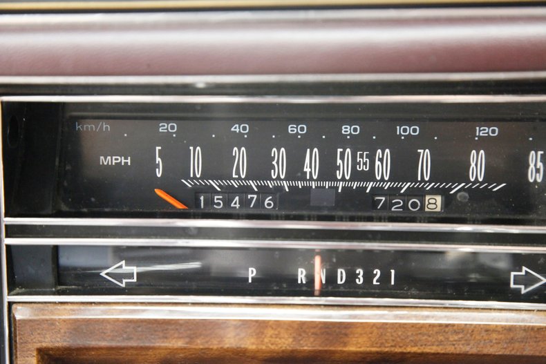 1986 Cadillac Fleetwood 29