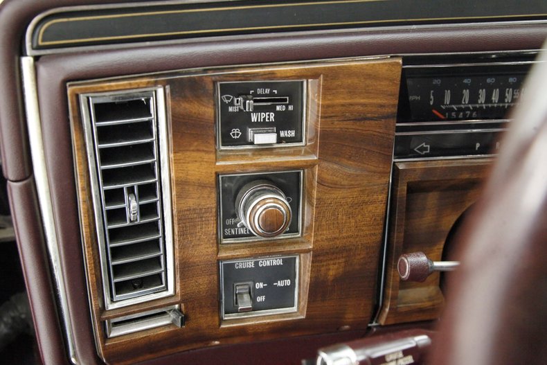 1986 Cadillac Fleetwood 31