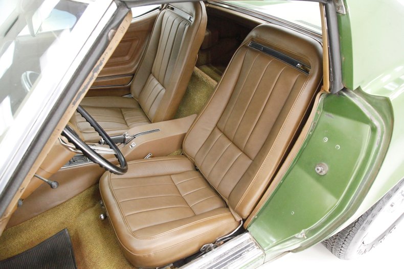 1972 Chevrolet Corvette 24