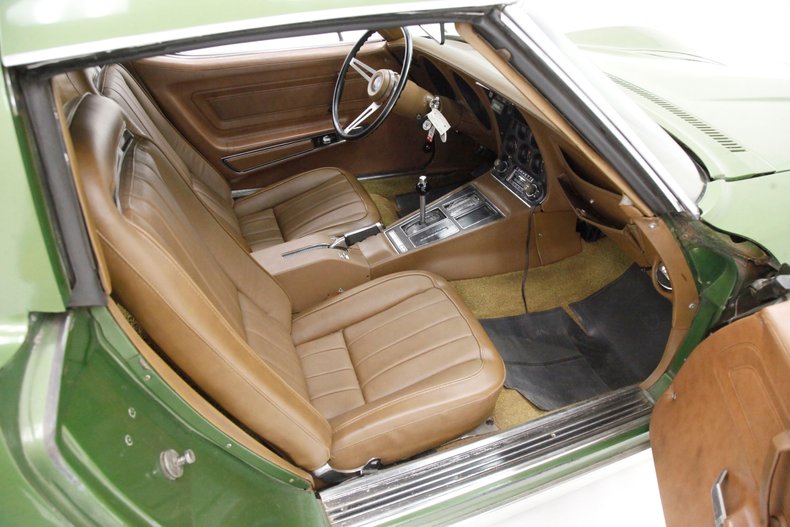 1972 Chevrolet Corvette 36