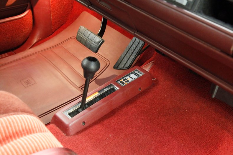 1992 Chevrolet Silverado 32