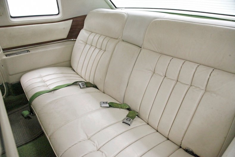 1974 Cadillac Coupe DeVille 46