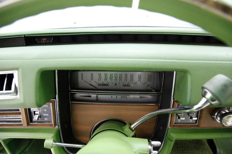 1974 Cadillac Coupe DeVille 32