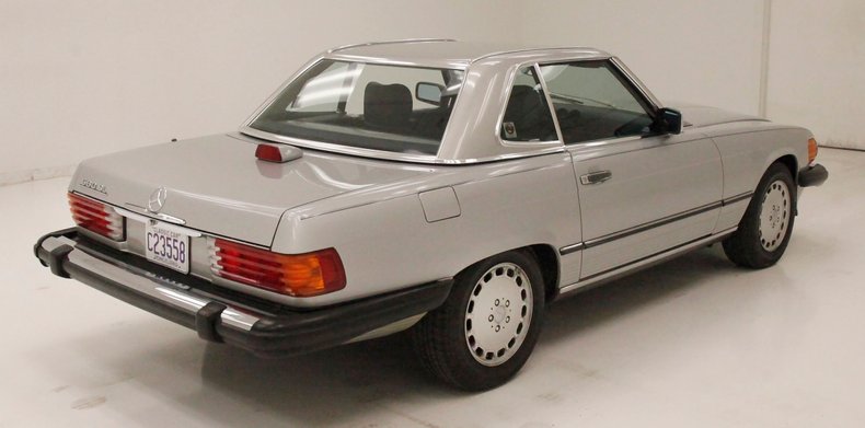 1987 Mercedes-Benz 560SL 10