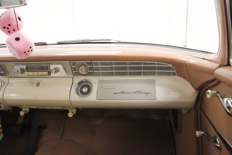 1956 Pontiac Star Chief 33