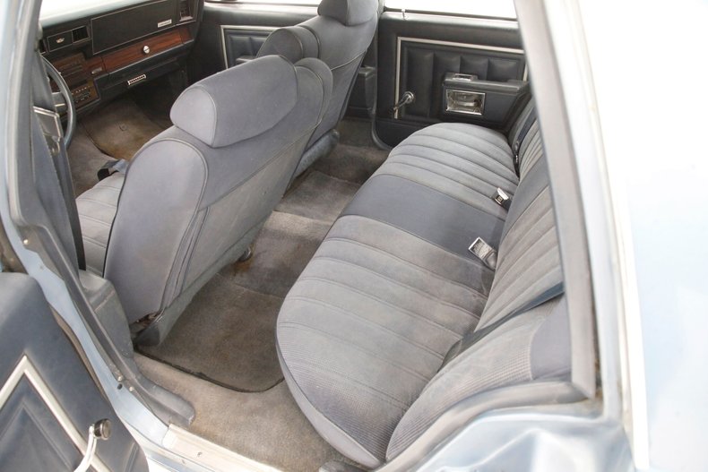 1989 Chevrolet Caprice 35
