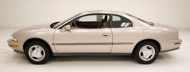 1995 Buick Riviera 2