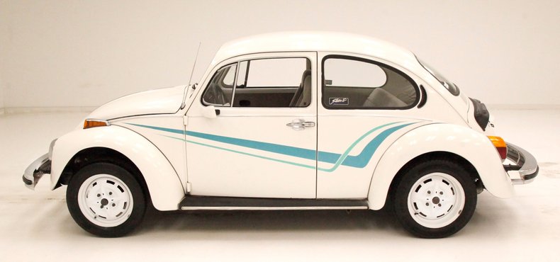 1974 Volkswagen Beetle 2