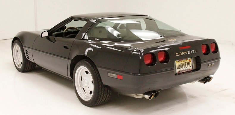 1992 Chevrolet Corvette 3