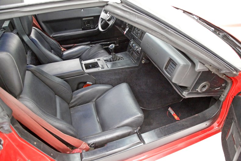1984 Chevrolet Corvette 30