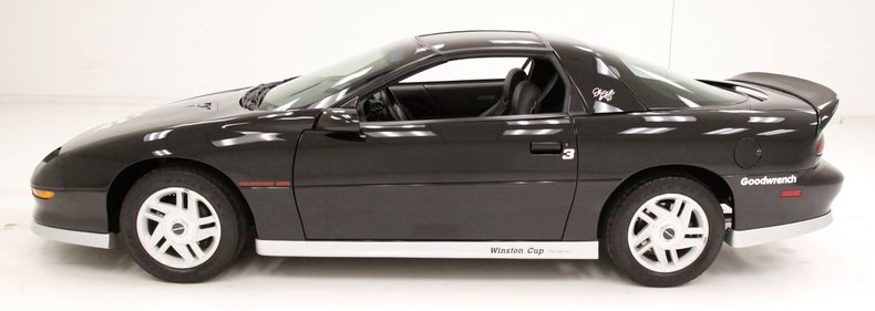 1994 Chevrolet Camaro 2