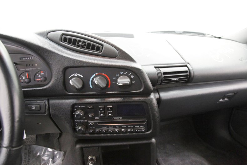 1994 Chevrolet Camaro 36