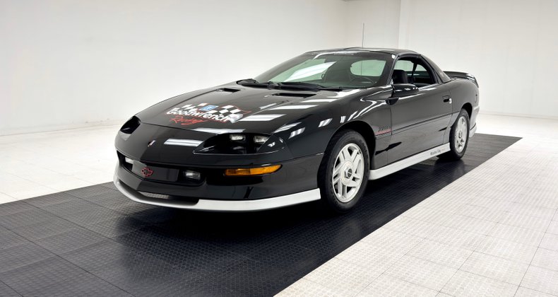 1994 Chevrolet Camaro | American Muscle CarZ