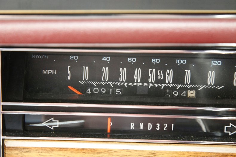 1984 Cadillac Fleetwood 32
