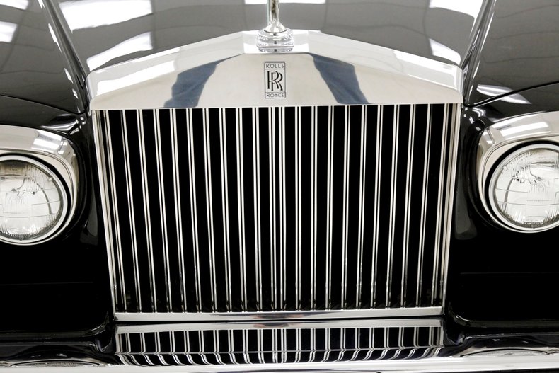 1986 Rolls-Royce Corniche 16