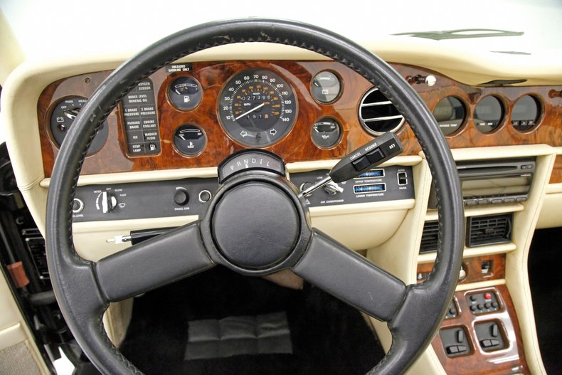 1986 Rolls-Royce Corniche 36