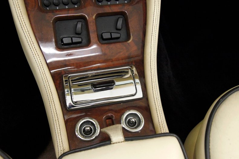 1986 Rolls-Royce Corniche 44