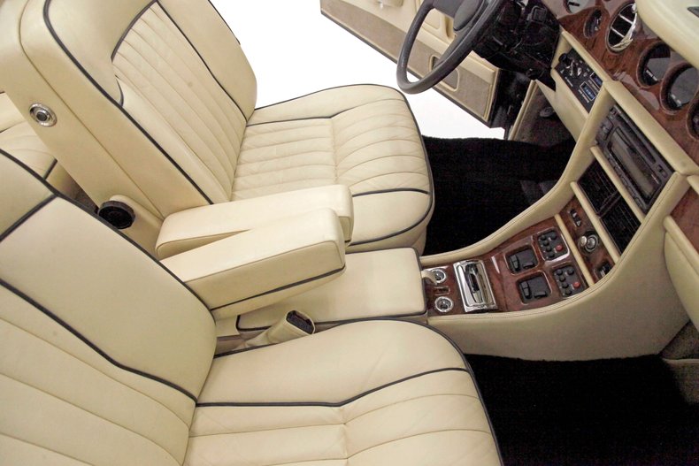 1986 Rolls-Royce Corniche 48