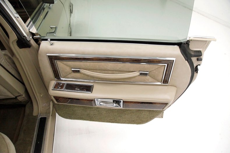 1978 Lincoln Continental 43