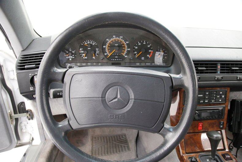 1991 Mercedes-Benz 500SL 35