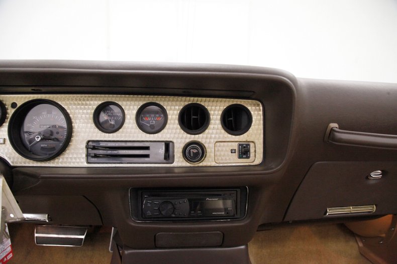 1981 Pontiac Firebird 38