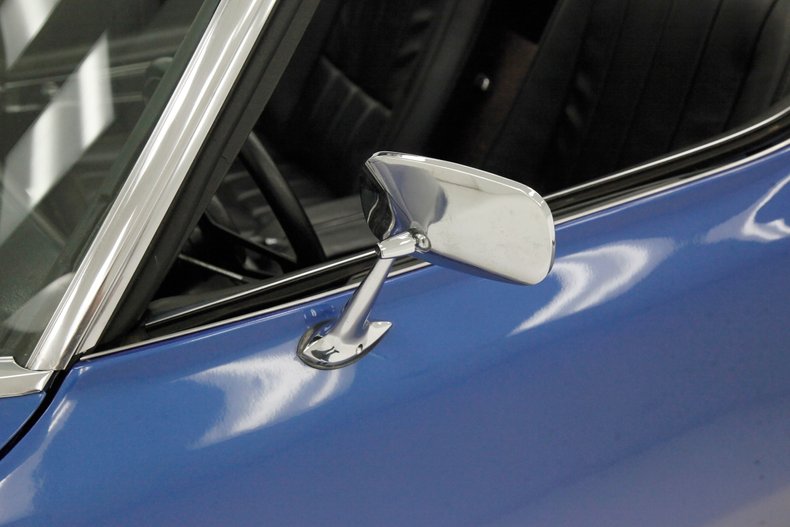 1969 Chevrolet Corvette 19