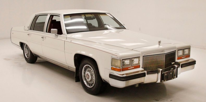 1989 Cadillac Fleetwood 6