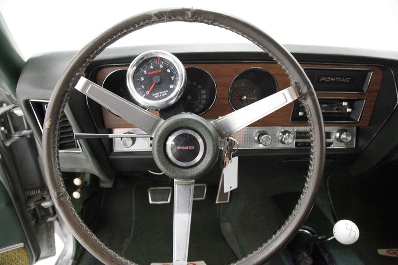 1970 Pontiac GTO 27