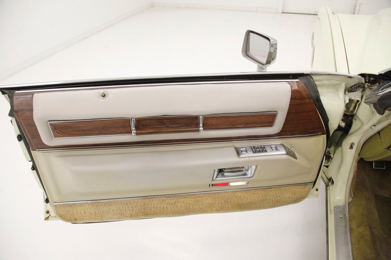 1976 Cadillac Eldorado 26