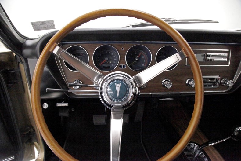 1967 Pontiac GTO 30