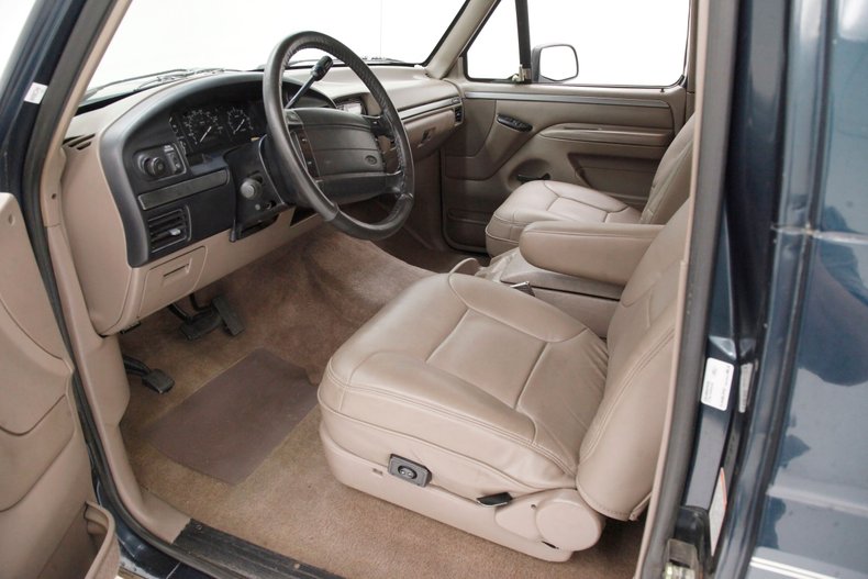 1995 Ford Bronco 30