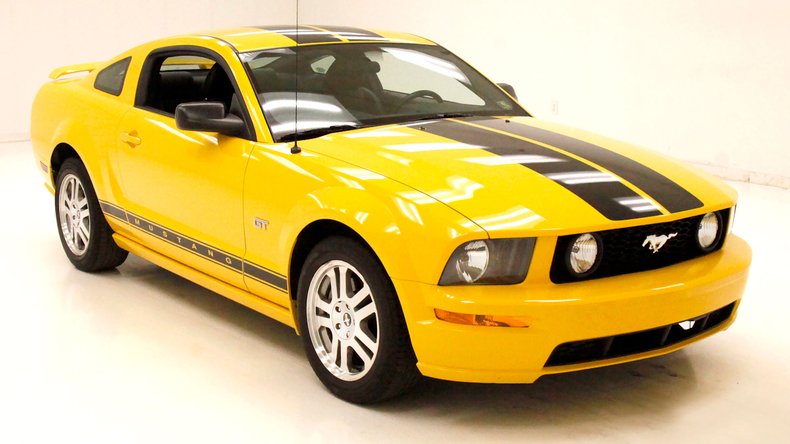 2006 Ford Mustang 6