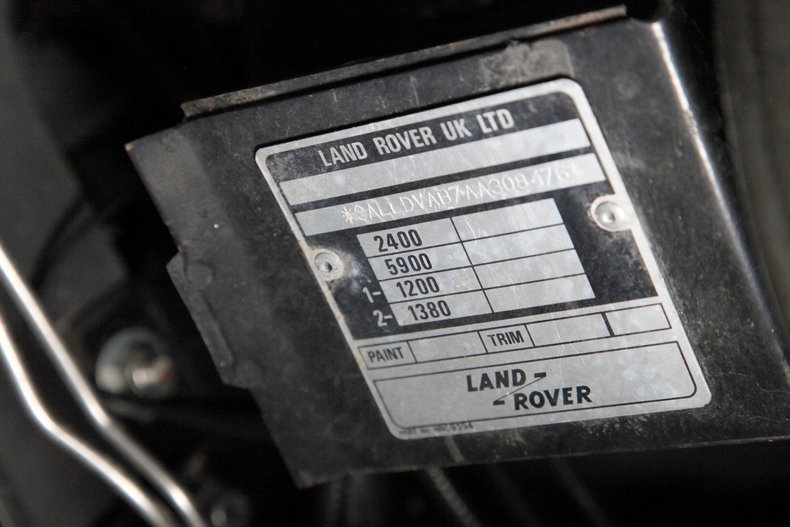 1988 Land Rover Defender 90 77