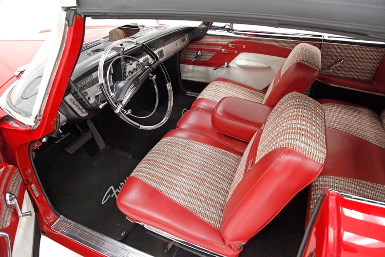 1959 Plymouth Sport Fury 33