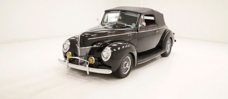 1940 Ford Deluxe 1