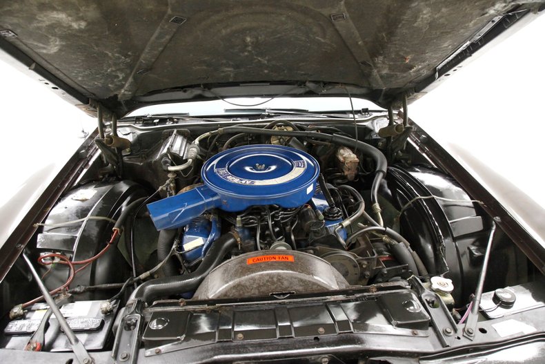 1972 Ford Thunderbird 9